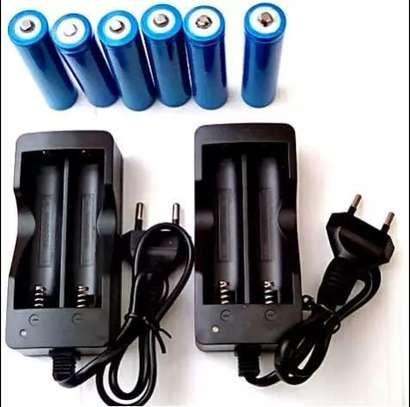 Rechargeable Battery Charger image 7