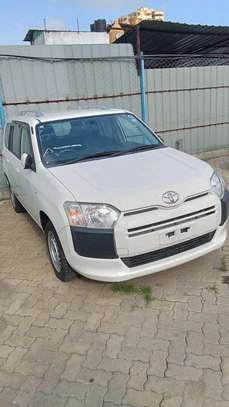 Toyota probox  0n sale image 2