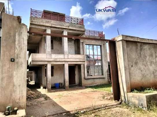 Massionate on sale- Flat roof for sale at Kenyatta road Juja image 3