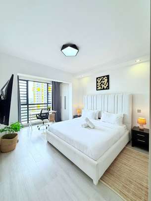 Serviced 3 Bed Apartment with En Suite in Kilimani image 1