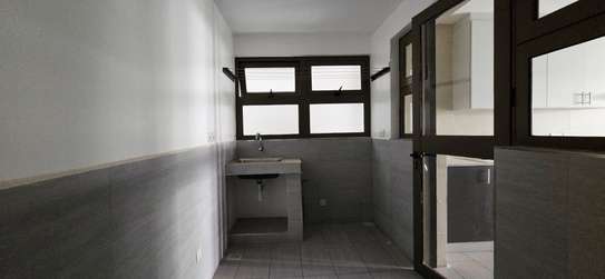 2 Bed Apartment with En Suite in Lavington image 7