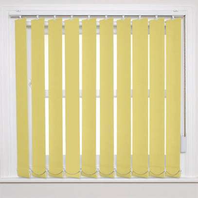 quality MODERN OFFICE BLINDS/CURTAINS image 3