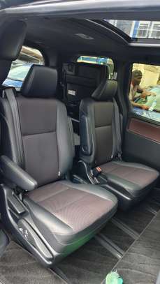 Toyota Esquire Noah Sunroof 2018 2WD image 9