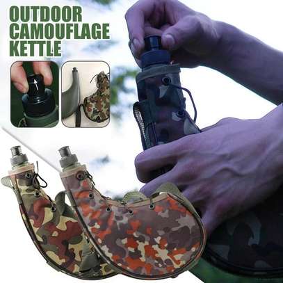 Outdoor camouflage water bottle image 3