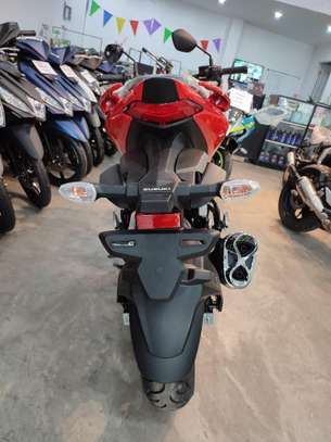 Suzuki Gixxer 150 motorbikes image 4