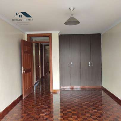 5 Bed Townhouse with En Suite at Lavington image 5