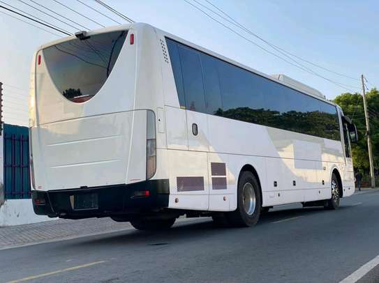 Hyundai image 5