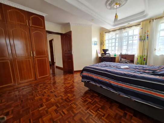 4 Bed Townhouse with En Suite in Westlands Area image 8