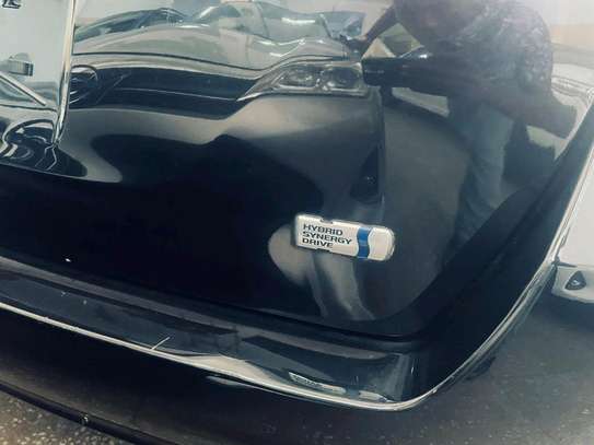 Toyota fielder hybrid 2019model image 1