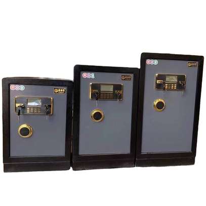 Office Safe : 50kg burglary and fire safe image 4