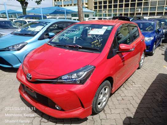 Toyota Yaris Red 2018 1300cc image 9