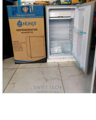 Nunix 92 l fridge image 4