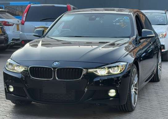 BMW 318i image 1