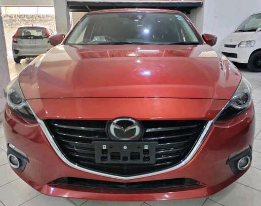 Mazda Axela image 9