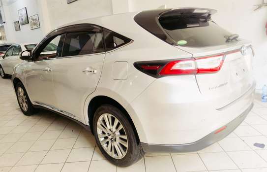 Toyota Harrier 2019 Hybrid image 6