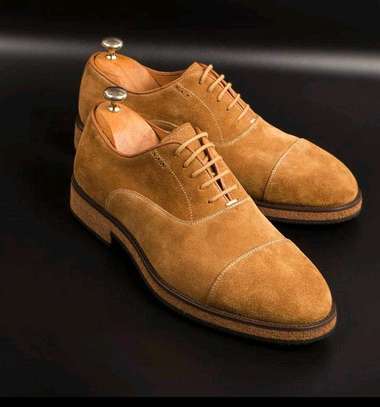 Urban Trendy Designer Leather Loafers
40 to 45
Ksh.4500 image 1