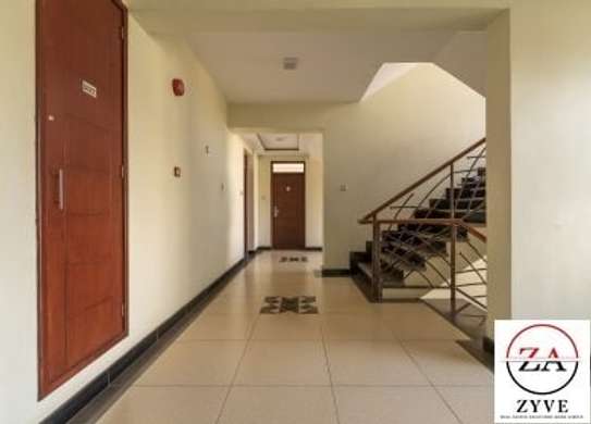 Serviced 2 Bed Apartment with En Suite at Near Yaya Center image 8
