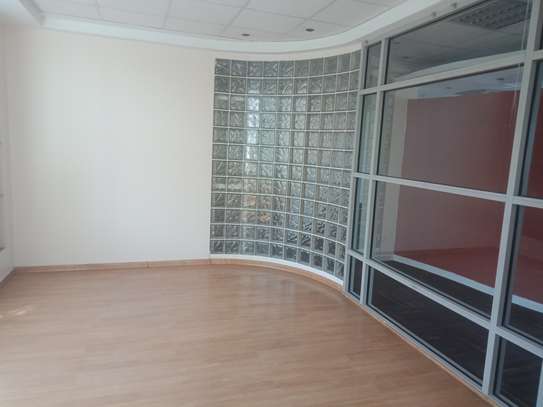 5350 ft² commercial property for rent in Kilimani image 7