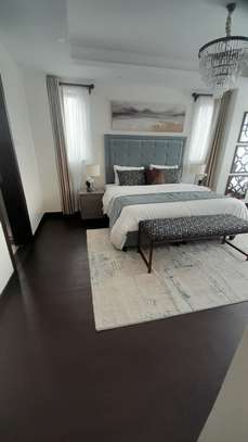 4 Bed Apartment with En Suite in Lavington image 20