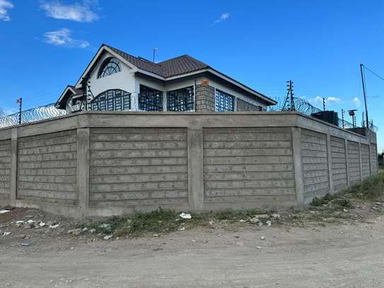 4 Bed House with Garden at Kitengela image 2