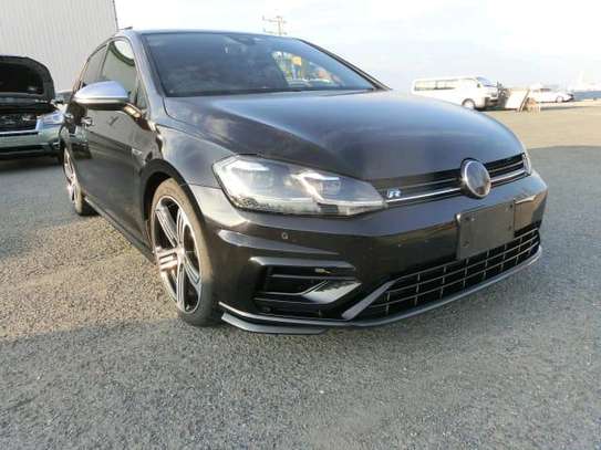 Volkswagen Golf R -line  Sport 2000cc 2018 image 1