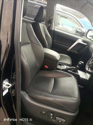 Toyota prado TZG diesel 2019 model image 3