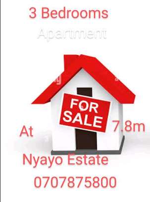 3 Bedrooms Apartment for sale Nairobi Embakasi Nyayo Estate image 1