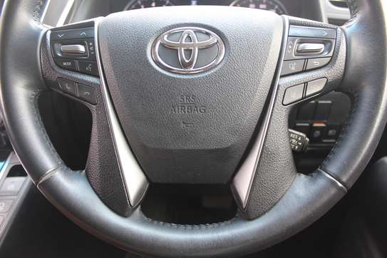 Toyota Vellfire 2.5 Petrol 6 Seater, 2019, 59,000 Kms image 7