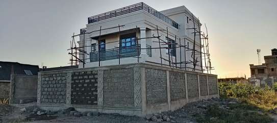 5 Bed House with En Suite at Eastern Bypass image 20