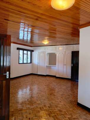 6 Bed House with En Suite at Gigiri Close To The Un image 37