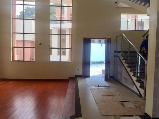5 bedroom townhouse for sale in Lavington image 17