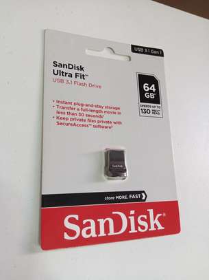 Sandisk 64GB Ultra Fit Flash Drive image 1