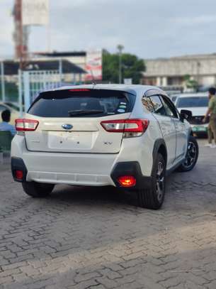 Subaru XV 2017 WHITE image 2