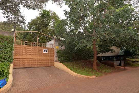 5 Bed Townhouse with En Suite in Lower Kabete image 9