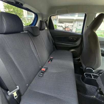 Toyota vitz 1000cc image 10