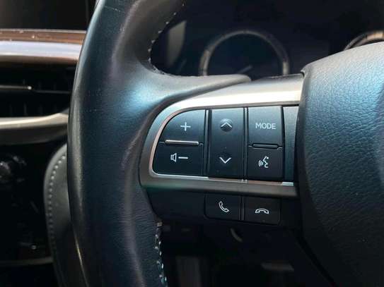 2016 Lexus LX 570 image 11