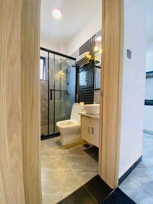 Furnished 1 Bed Apartment with Swimming Pool in Kilimani image 10