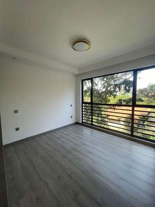 2 Bed Apartment with En Suite in Riverside image 17