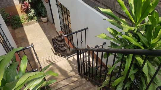 4 Bed Townhouse with Garden at Ndoto Road image 16