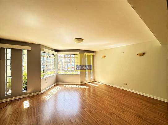 4 Bed Apartment with En Suite in Kilimani image 8