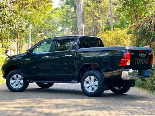 2018 Toyota Hilux double cab image 5