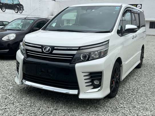 TOYOTA VOXY (WE ACCEPT HIRE PURCHASE) image 3