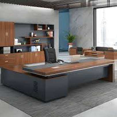 1.6 M L Shaped Executive Office Working Desk image 9