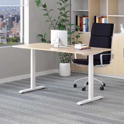 Office Desk: White Height Adjustable Office Desk image 2