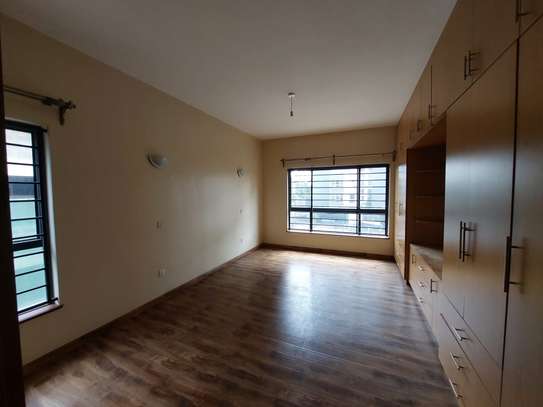 3 Bed Apartment with En Suite at Rhapta Road image 10