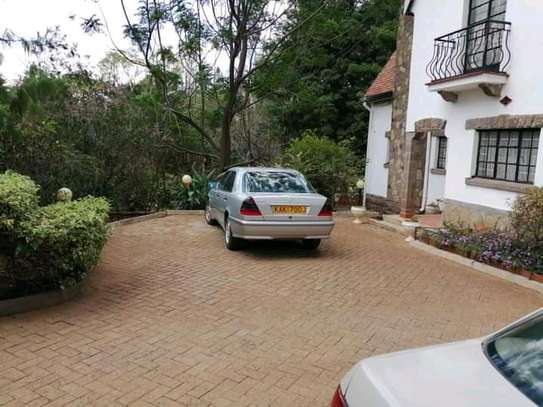 1.1 Acres for Sale at Valley Arcade, Lavington Nairobi Kenya image 2