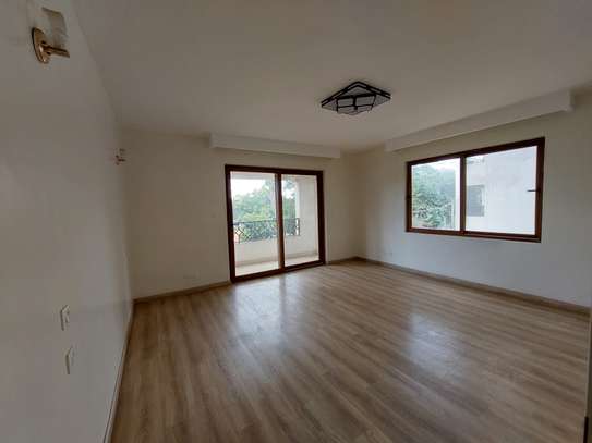 3 Bed Apartment with En Suite at Mandera Road image 11