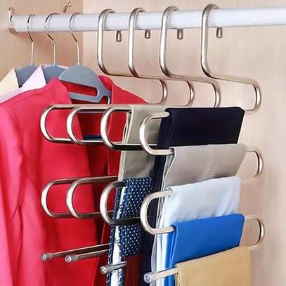 Trouser hangers image 1