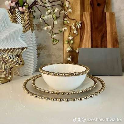The 30pcs Nordic classy dinner set with gold rim. image 2