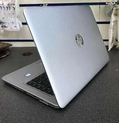 hp 840 g3 i5 8/256 image 1